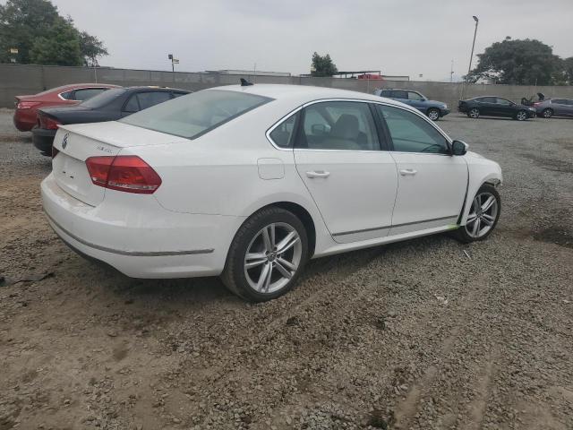 Photo 2 VIN: 1VWCV7A36FC084247 - VOLKSWAGEN PASSAT SEL 