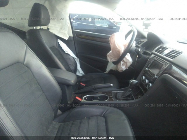 Photo 4 VIN: 1VWCV7A37FC073614 - VOLKSWAGEN PASSAT 