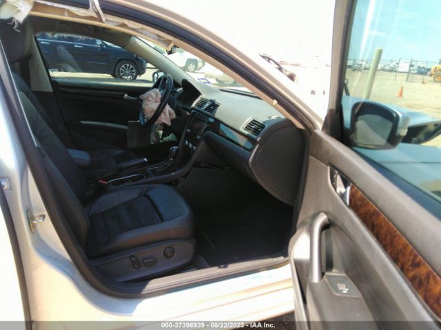 Photo 4 VIN: 1VWCV7A37FC075735 - VOLKSWAGEN PASSAT 