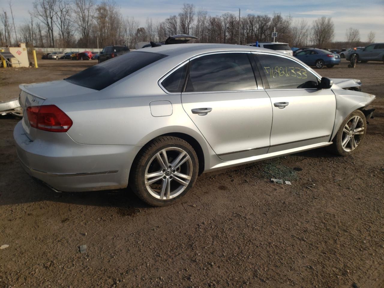 Photo 2 VIN: 1VWCV7A37FC093314 - VOLKSWAGEN PASSAT 