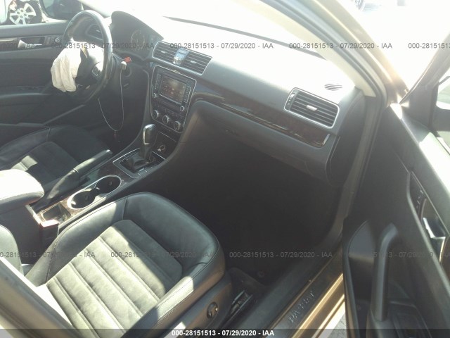 Photo 4 VIN: 1VWCV7A38FC020212 - VOLKSWAGEN PASSAT 