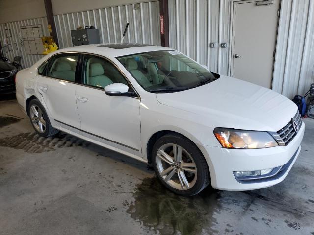 Photo 3 VIN: 1VWCV7A39FC061299 - VOLKSWAGEN PASSAT 