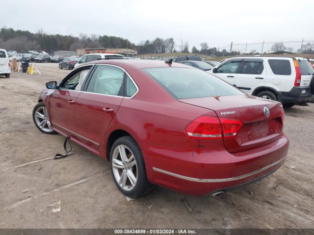 Photo 2 VIN: 1VWCV7A3XFC033267 - VOLKSWAGEN PASSAT 