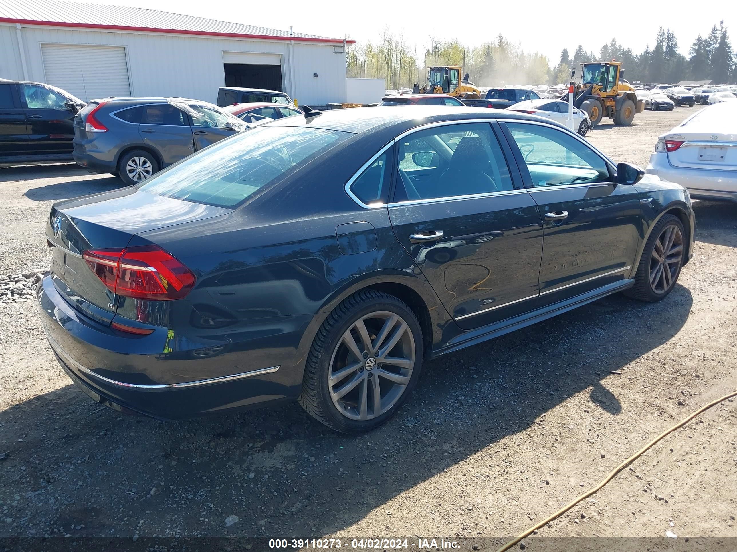 Photo 3 VIN: 1VWDT7A30HC013414 - VOLKSWAGEN PASSAT 