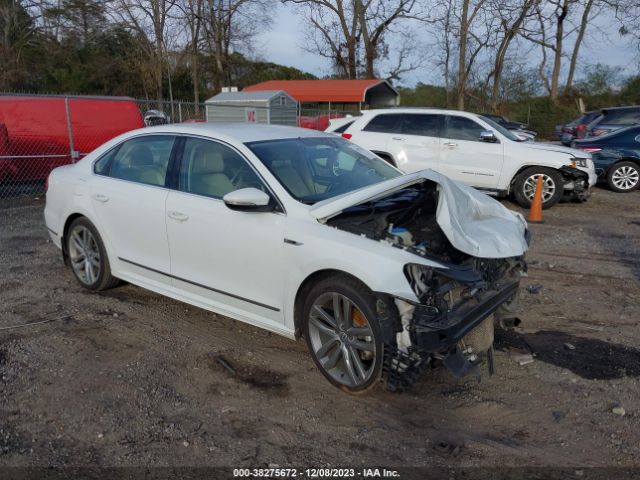 Photo 0 VIN: 1VWDT7A30HC054416 - VOLKSWAGEN PASSAT 