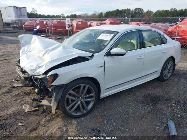 Photo 1 VIN: 1VWDT7A30HC054416 - VOLKSWAGEN PASSAT 