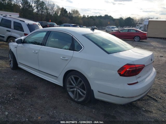 Photo 2 VIN: 1VWDT7A30HC054416 - VOLKSWAGEN PASSAT 