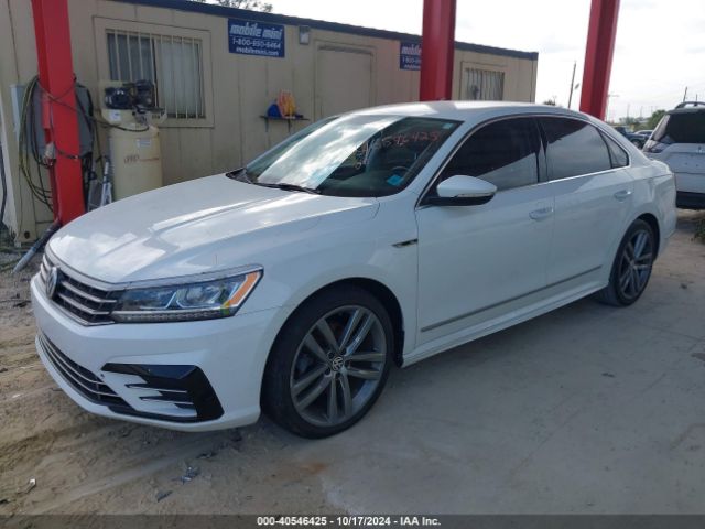 Photo 1 VIN: 1VWDT7A30HC073550 - VOLKSWAGEN PASSAT 