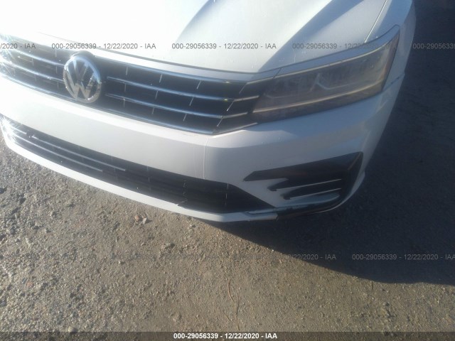 Photo 5 VIN: 1VWDT7A31HC054313 - VOLKSWAGEN PASSAT 