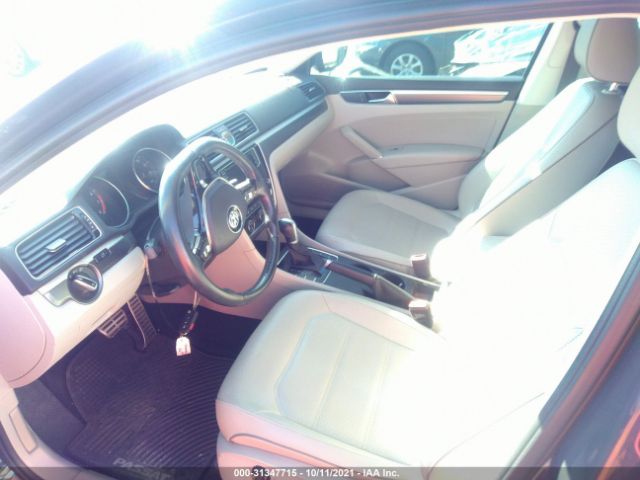 Photo 4 VIN: 1VWDT7A32HC032787 - VOLKSWAGEN PASSAT 