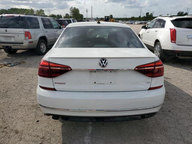 Photo 5 VIN: 1VWDT7A32HC037746 - VOLKSWAGEN PASSAT 