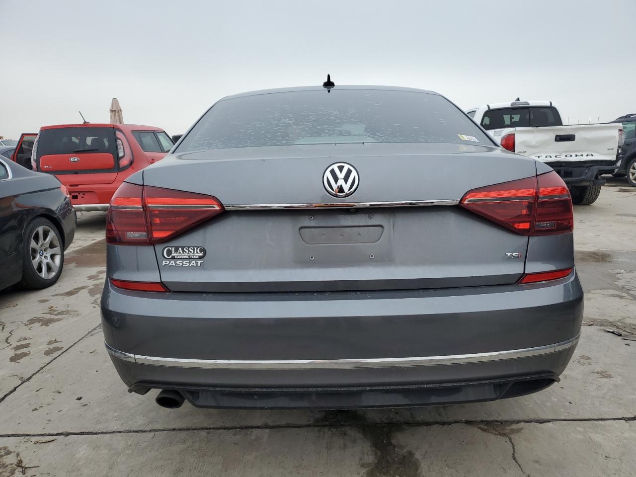 Photo 5 VIN: 1VWDT7A32HC038704 - VOLKSWAGEN PASSAT 