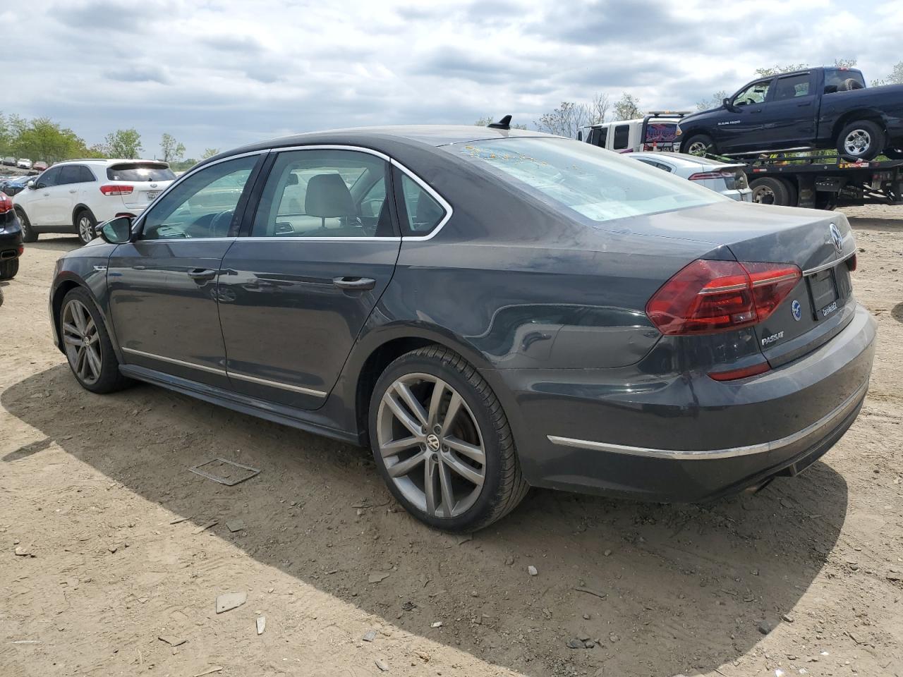 Photo 1 VIN: 1VWDT7A32HC041392 - VOLKSWAGEN PASSAT 