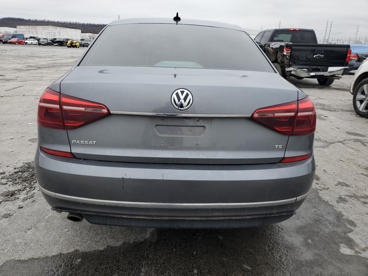 Photo 5 VIN: 1VWDT7A32HC056006 - VOLKSWAGEN PASSAT 