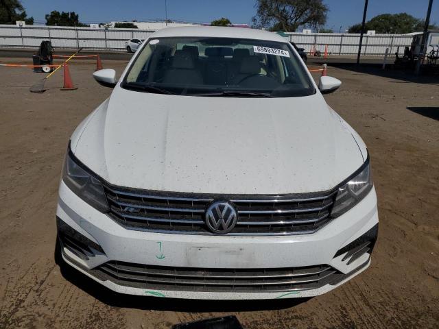 Photo 4 VIN: 1VWDT7A32HC084128 - VOLKSWAGEN PASSAT R-L 