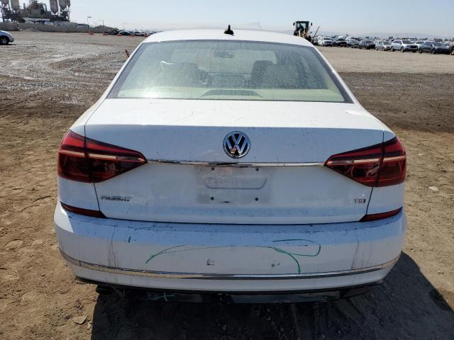 Photo 5 VIN: 1VWDT7A32HC084128 - VOLKSWAGEN PASSAT R-L 