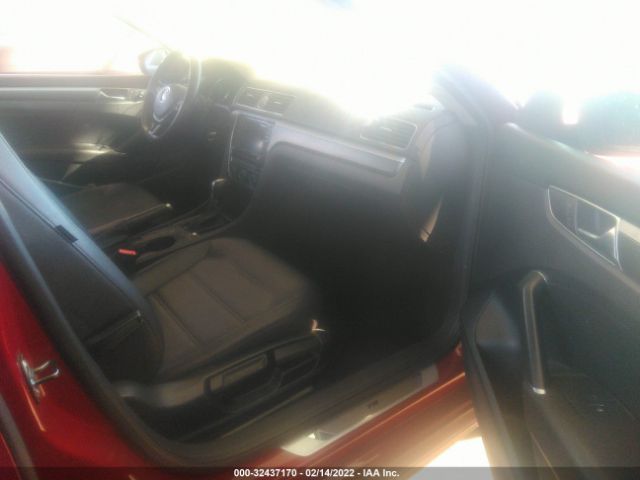 Photo 4 VIN: 1VWDT7A33HC031843 - VOLKSWAGEN PASSAT 