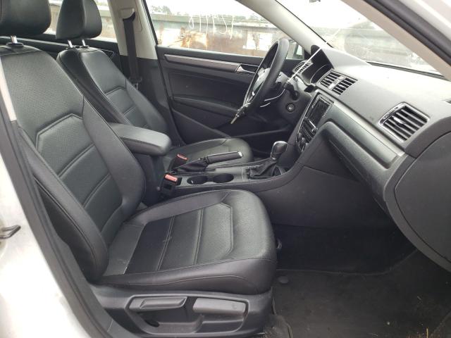 Photo 4 VIN: 1VWDT7A33HC043328 - VOLKSWAGEN PASSAT 