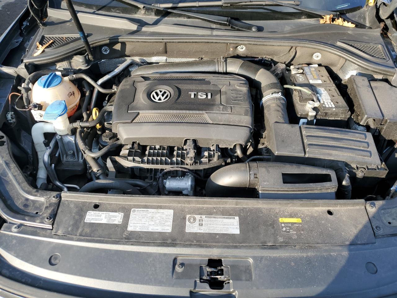 Photo 10 VIN: 1VWDT7A33HC066365 - VOLKSWAGEN PASSAT 