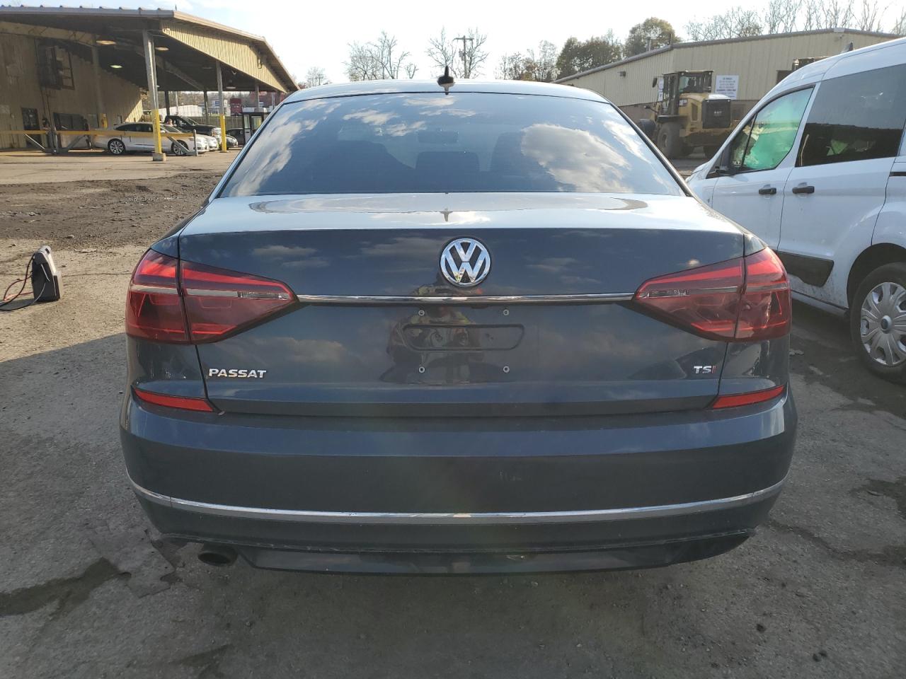 Photo 5 VIN: 1VWDT7A33HC066365 - VOLKSWAGEN PASSAT 