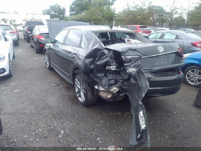 Photo 2 VIN: 1VWDT7A33HC077804 - VOLKSWAGEN PASSAT 