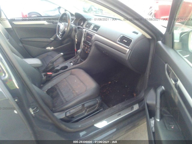 Photo 4 VIN: 1VWDT7A33HC078855 - VOLKSWAGEN PASSAT 