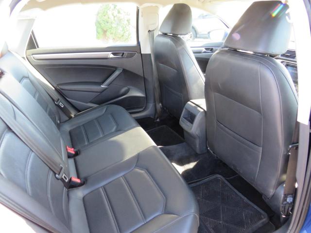 Photo 5 VIN: 1VWDT7A34HC024643 - VOLKSWAGEN PASSAT 