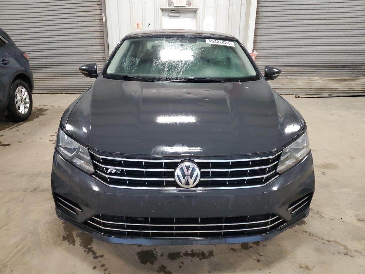 Photo 4 VIN: 1VWDT7A34HC039532 - VOLKSWAGEN PASSAT 