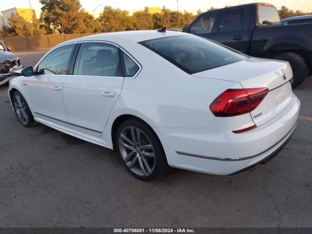 Photo 2 VIN: 1VWDT7A34HC070702 - VOLKSWAGEN PASSAT 