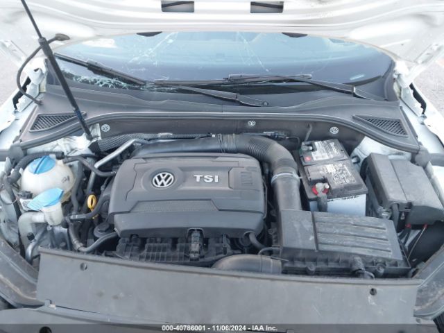 Photo 9 VIN: 1VWDT7A34HC070702 - VOLKSWAGEN PASSAT 