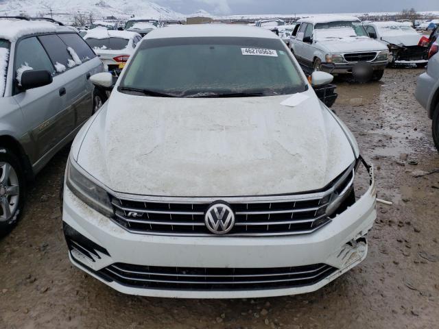 Photo 4 VIN: 1VWDT7A34HC071803 - VOLKSWAGEN PASSAT 