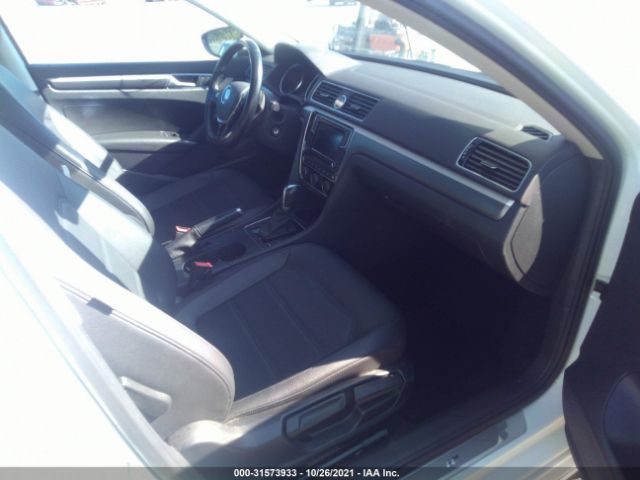 Photo 4 VIN: 1VWDT7A35HC018091 - VOLKSWAGEN PASSAT 