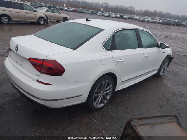 Photo 3 VIN: 1VWDT7A37HC005990 - VOLKSWAGEN PASSAT 