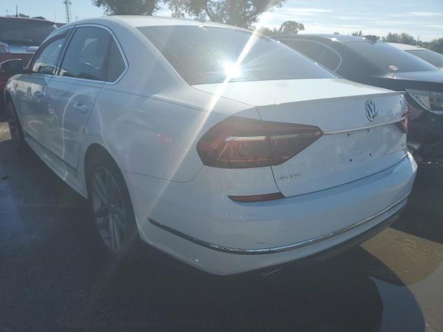 Photo 2 VIN: 1VWDT7A37HC025950 - VOLKSWAGEN PASSAT 