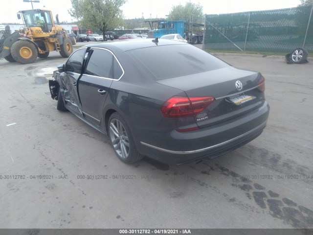 Photo 2 VIN: 1VWDT7A38HC041302 - VOLKSWAGEN PASSAT 