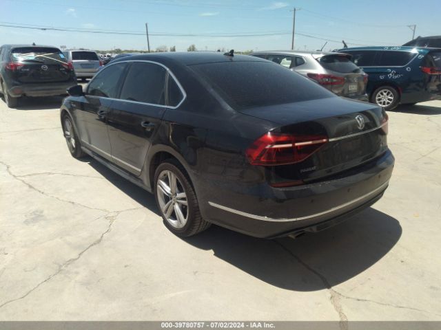 Photo 2 VIN: 1VWDT7A38HC055720 - VOLKSWAGEN PASSAT 