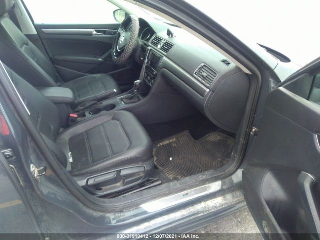 Photo 4 VIN: 1VWDT7A38HC071478 - VOLKSWAGEN PASSAT 