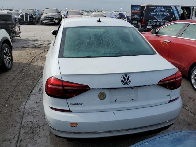 Photo 5 VIN: 1VWDT7A38HC072873 - VOLKSWAGEN PASSAT R-L 