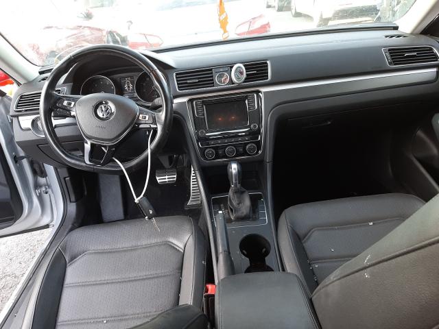 Photo 8 VIN: 1VWDT7A38HC077684 - VOLKSWAGEN PASSAT 