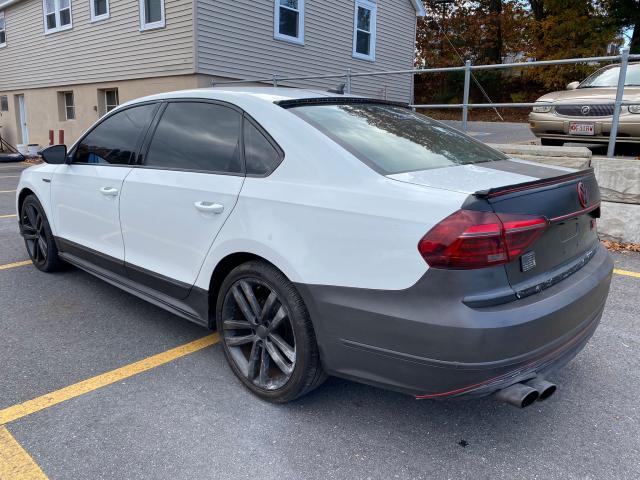 Photo 2 VIN: 1VWDT7A3XHC002789 - VOLKSWAGEN PASSAT R-L 