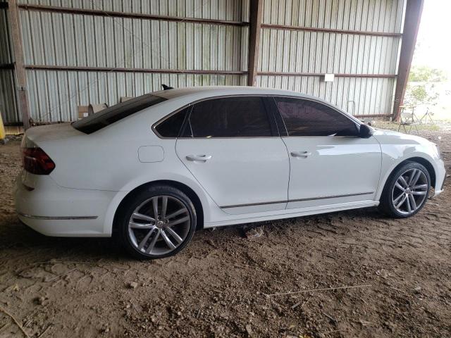 Photo 2 VIN: 1VWDT7A3XHC003750 - VOLKSWAGEN PASSAT 