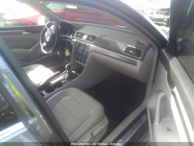 Photo 4 VIN: 1VWDT7A3XHC046632 - VOLKSWAGEN PASSAT 