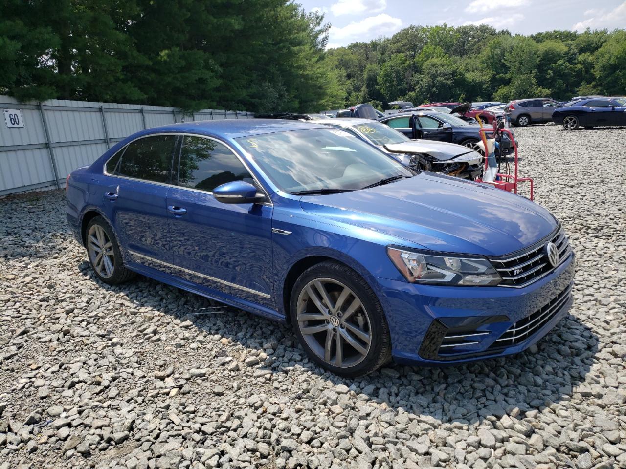 Photo 3 VIN: 1VWDT7A3XHC051278 - VOLKSWAGEN PASSAT 