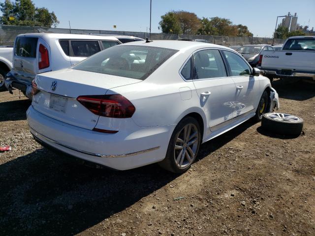 Photo 3 VIN: 1VWDT7A3XHC057226 - VOLKSWAGEN PASSAT 