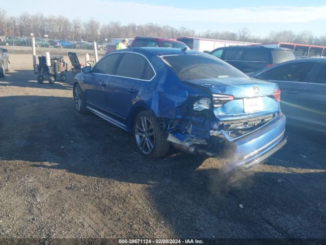 Photo 2 VIN: 1VWDT7A3XHC057825 - VOLKSWAGEN PASSAT 