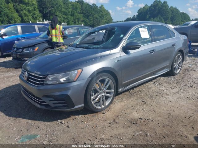 Photo 1 VIN: 1VWDT7A3XHC070378 - VOLKSWAGEN PASSAT 