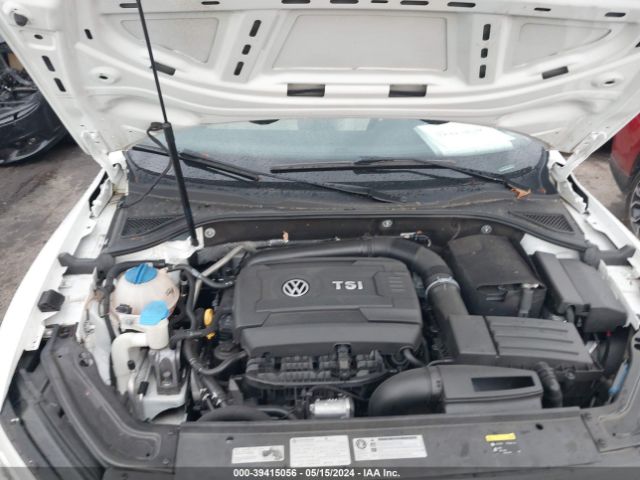 Photo 9 VIN: 1VWDT7A3XHC073541 - VOLKSWAGEN PASSAT 