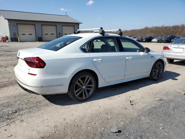 Photo 2 VIN: 1VWDT7A3XHC075015 - VOLKSWAGEN PASSAT 