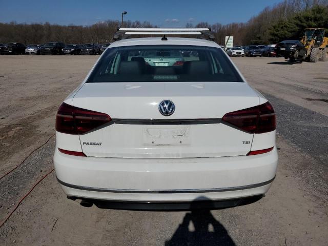 Photo 5 VIN: 1VWDT7A3XHC075015 - VOLKSWAGEN PASSAT 