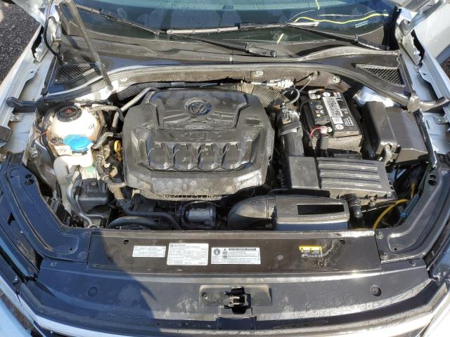 Photo 10 VIN: 1VWEA7A37JC019341 - VOLKSWAGEN PASSAT 